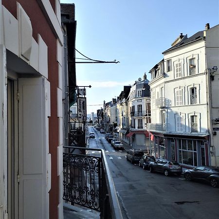 Apartament Le Capitaine Jack Trouville-sur-Mer Zewnętrze zdjęcie
