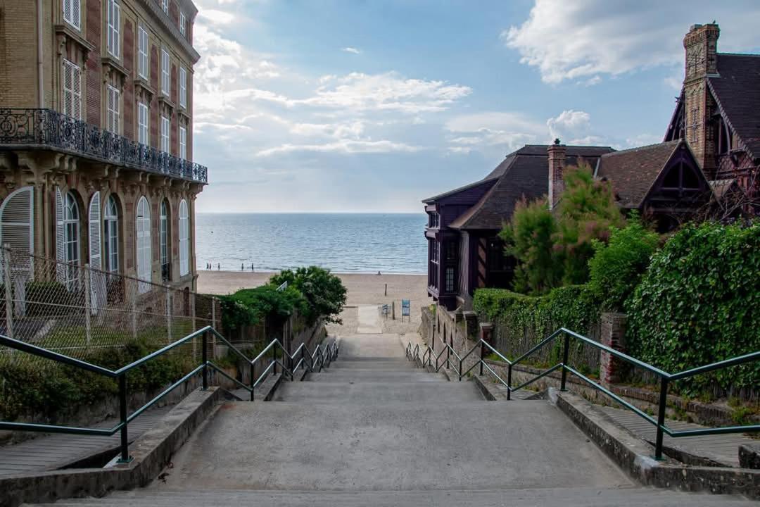 Apartament Le Capitaine Jack Trouville-sur-Mer Zewnętrze zdjęcie