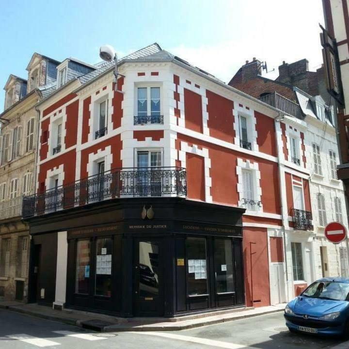 Apartament Le Capitaine Jack Trouville-sur-Mer Zewnętrze zdjęcie